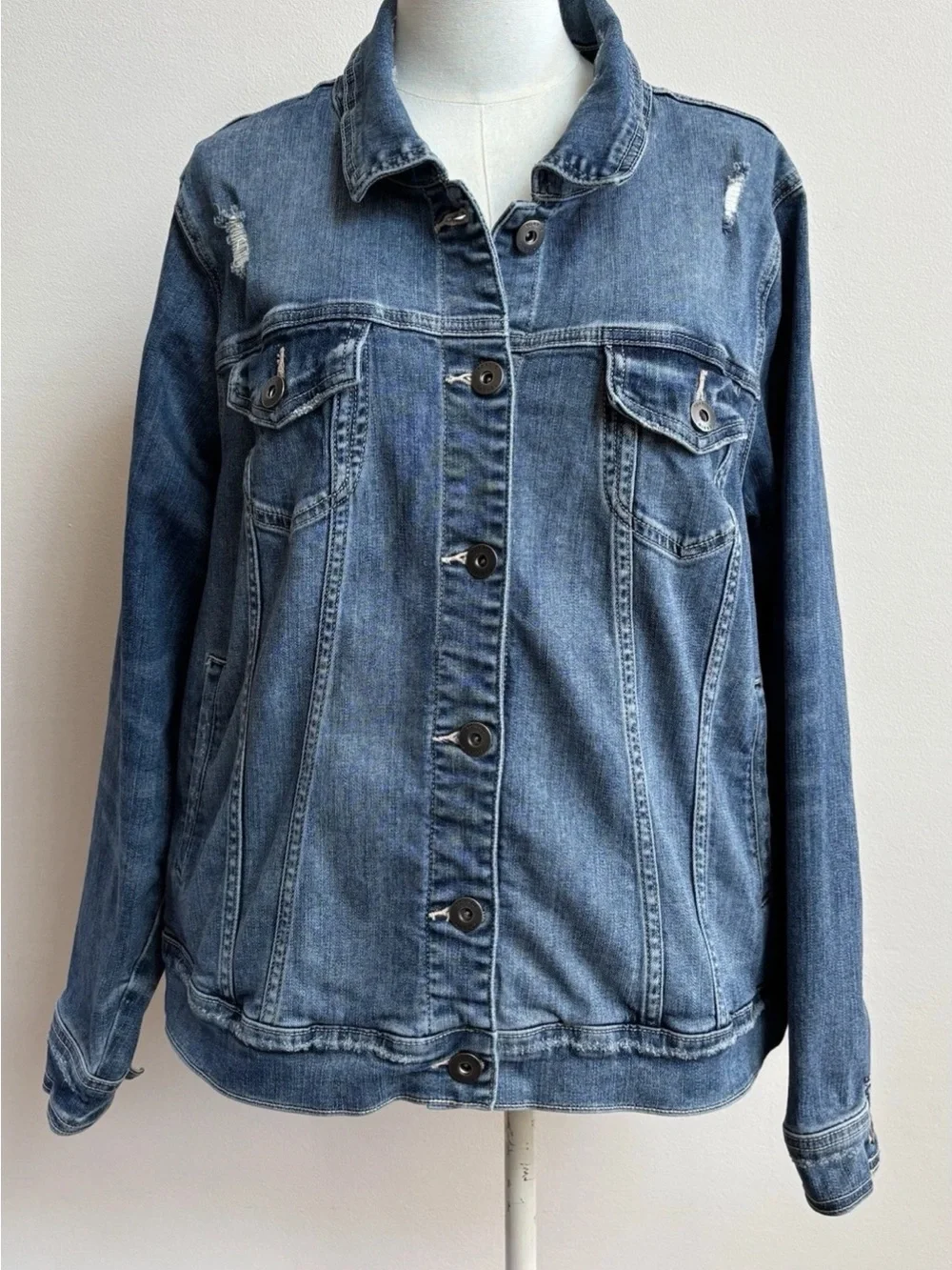 Torrid Size 3 Blue Distressed Stretch Denim Jacket